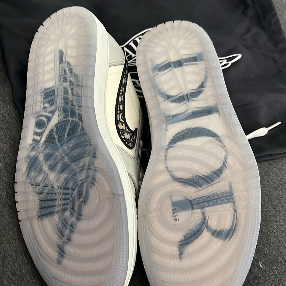 Dior Gray Athletic Shoes Modern Chunky Style - Picture 5 of 7